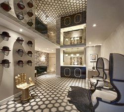  - Carlyle Inn Los Angeles