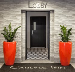  - Carlyle Inn Los Angeles
