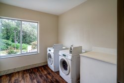  - Holiday Inn Express & Suites Winona