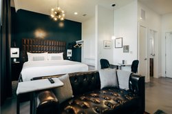  - Colton House Hotel Austin