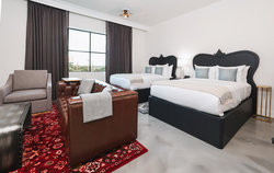  - Colton House Hotel Austin