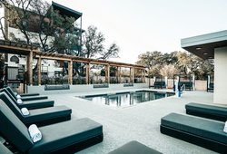 - Colton House Hotel Austin