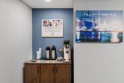  - HomeTowne Studios Newport News