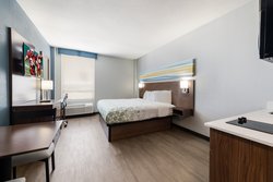  - HomeTowne Studios Newport News