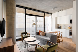  - Sonder Maisonneuve Hotel Downtown Montreal