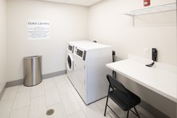  - Holiday Inn Express & Suites Downtown Little Rock - I-30, Exits 140 & 140B