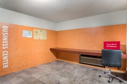  - Red Roof Inn University Albuquerque - I-40, Exit 159A & 159D