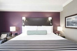  - Sandman Signature Hotel Kamloops