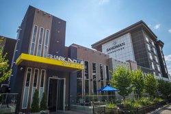  - Sandman Signature Hotel Kamloops