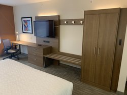 - Holiday Inn Express & Suites Cranberry