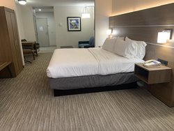  - Holiday Inn Express & Suites Cranberry