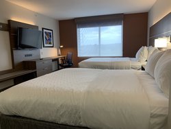  - Holiday Inn Express & Suites Cranberry