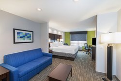  - Holiday Inn Express & Suites Lakeway