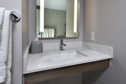  - Holiday Inn Express Innsbrook Richmond - I-64, Exit 180