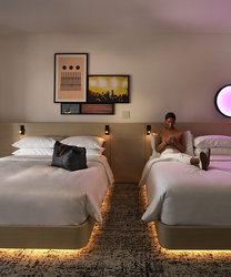  - Reverb Hotel by Hard Rock Downtown Atlanta