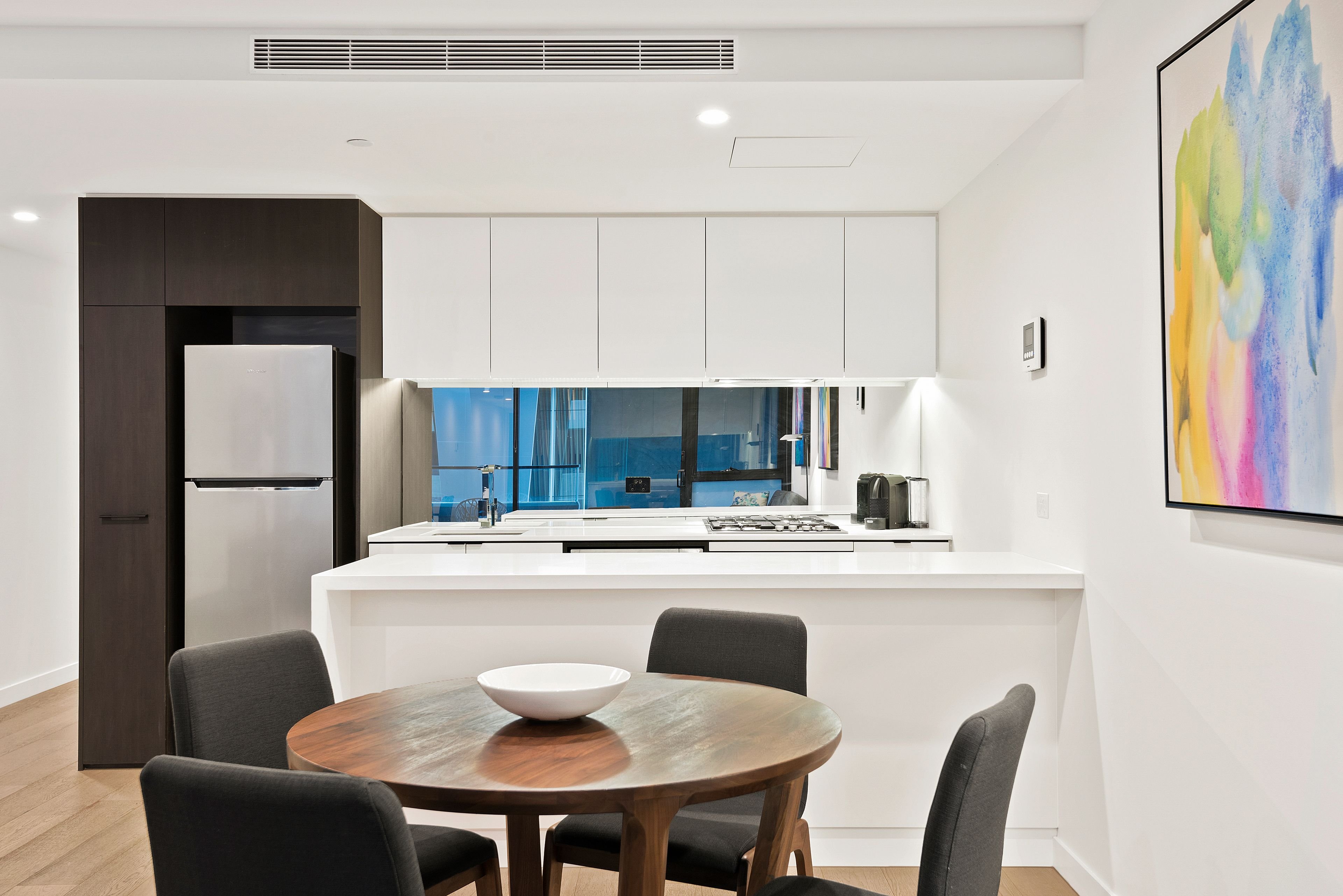District South Yarra-guestroom-One Bedroom Superior Kitchen.jpg