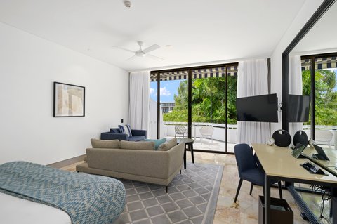 INTERCONTINENTAL HAYMAN ISLAND RESO - Photo 42