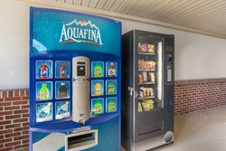  - Red Roof Inn & Suites Athens - I-65, Exit 351