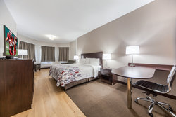  - Red Roof Inn & Suites Council Bluffs - I-29, Exit 49