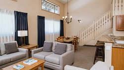  - Mammoth Mountain Inn Mammoth Lakes