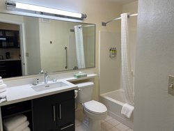  - Candlewood Suites East Lansing