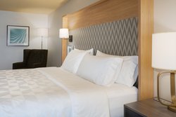  - Holiday Inn Southeast Winchester - I-81, Exit 313