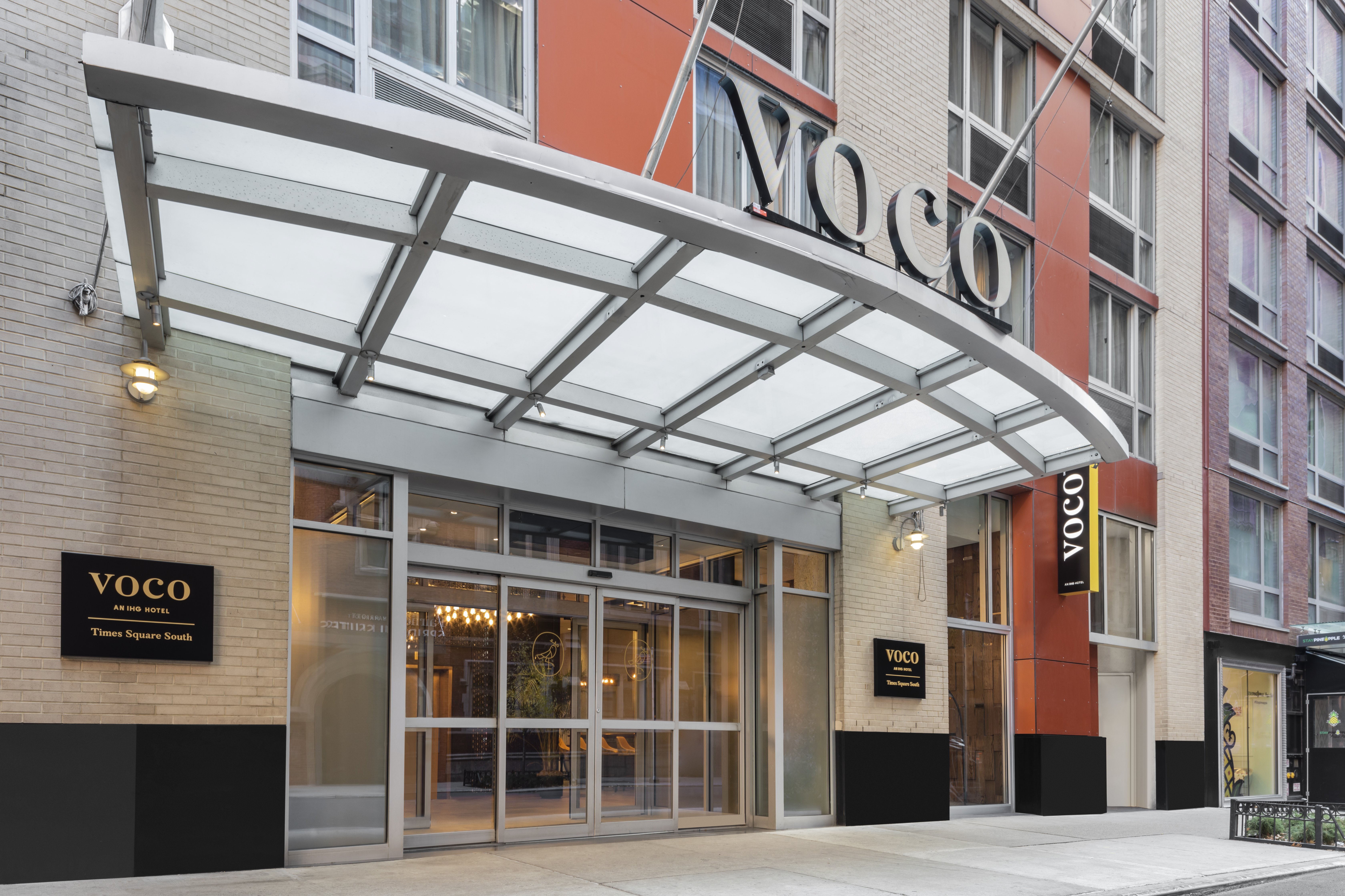 Newly-renovated Midtown Manhattan hotel near Times Square.