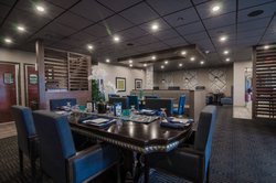  - Holiday Inn & Suites Liverpool - I-81, Exit 25