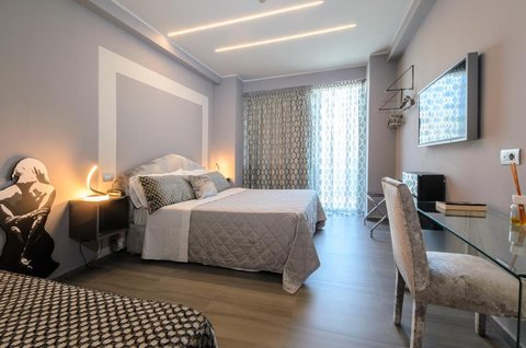 Room(4)