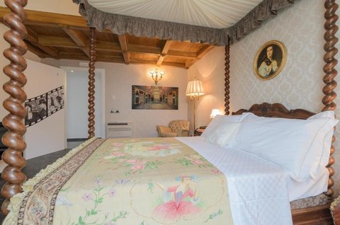 Room(5)
