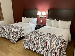  - Red Roof Inn Milan - I-80 & I-90, Exit 118