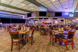  - Holiday Inn Rockford - I-39 & I-90, Exit 15