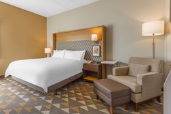  - Holiday Inn Rockford - I-39 & I-90, Exit 15