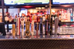  - Holiday Inn RiverCentre Downtown St Paul - I-94, Exit 241A