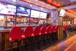  - Holiday Inn RiverCentre Downtown St Paul - I-94, Exit 241A