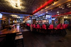  - Holiday Inn RiverCentre Downtown St Paul - I-94, Exit 241A