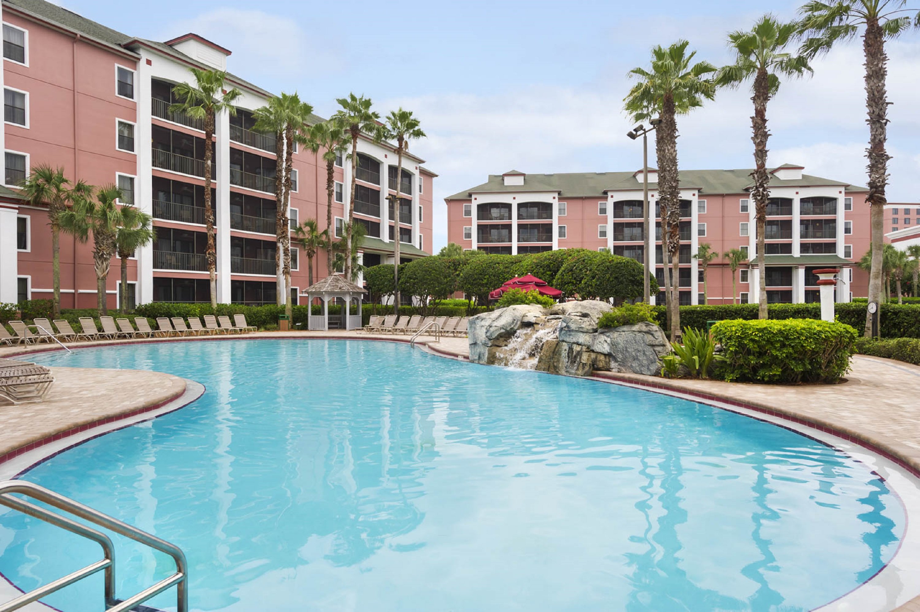 Villa Pool