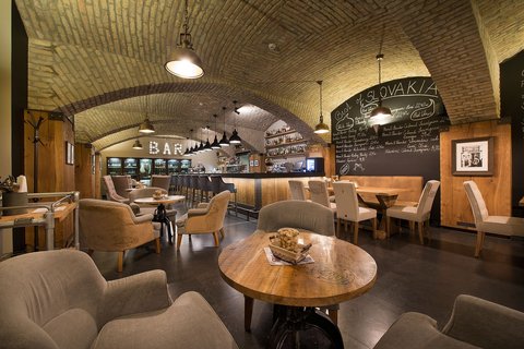 Coffee And Wine Lounge