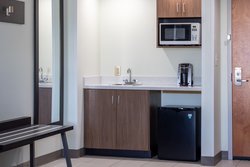  - Holiday Inn Express Coventry - I-95, Exit 21