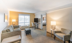  - Holiday Inn & Suites Orange Park - I-295, Exit 10