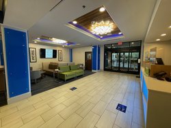  - Holiday Inn Express & Suites Elkridge