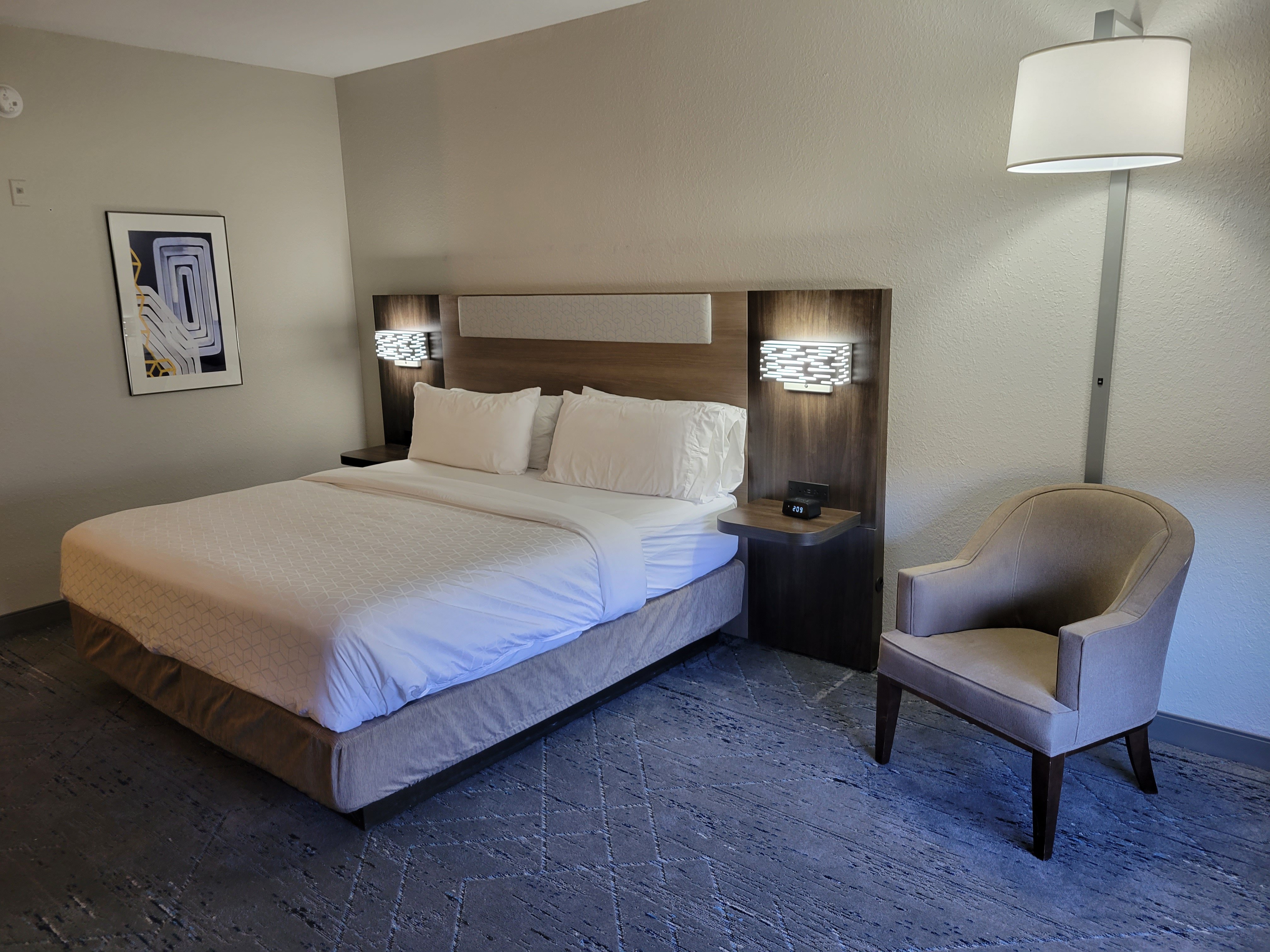HOLIDAY INN EXP THE VILLAGES BY IHG-guestroom-Guest Room.jpg