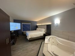  - Holiday Inn Express & Suites Elkridge