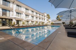  - Sonder Lum Hotel Inglewood