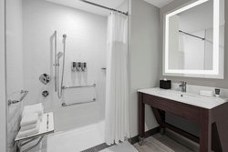  - Four Points by Sheraton Hotel Flushing