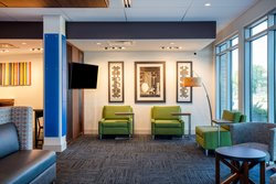  - Holiday Inn Express & Suites Beloit - I-39 & I-90, Exit 185