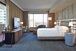  - Renaissance Worthington Hotel Fort Worth - I-35, Exit 52A