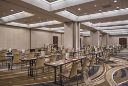  - Renaissance Worthington Hotel Fort Worth - I-35, Exit 52A