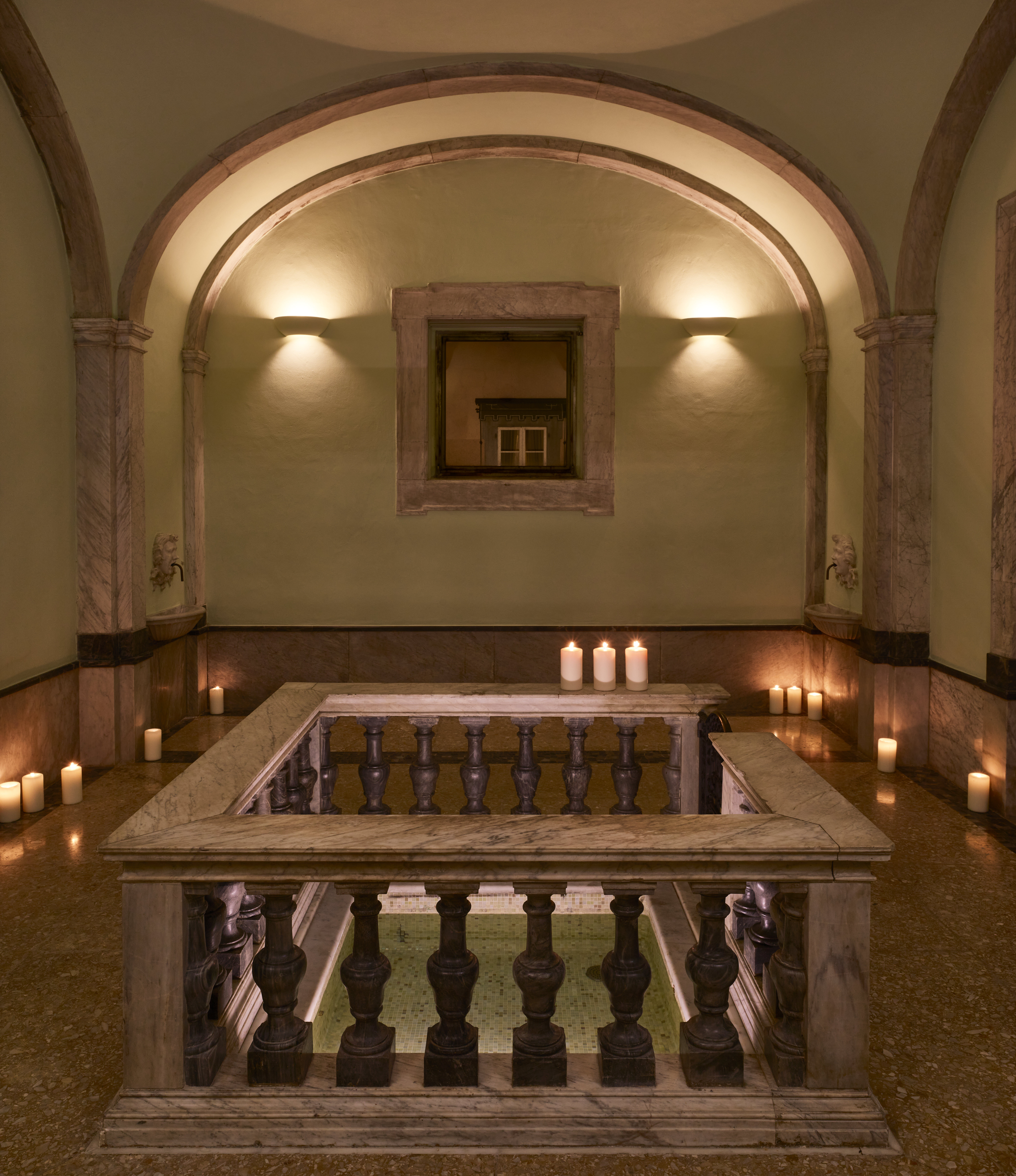 Bagni Di Pisa-guestroom-Bagni Di Pisa Sala Della Regina Relaxation Room.jpg