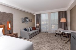  - Glenmark Hotel Glendale